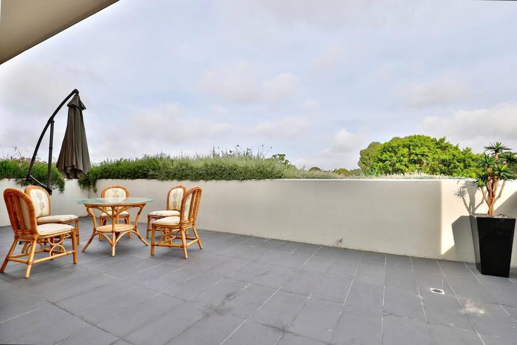 Lumiere Sanctuary - Antique Elegance With Parking * Sydney